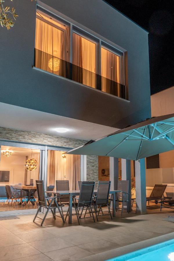 Dea - Dein Rueckzugsort Am Mit Beheiztem Pool Villa