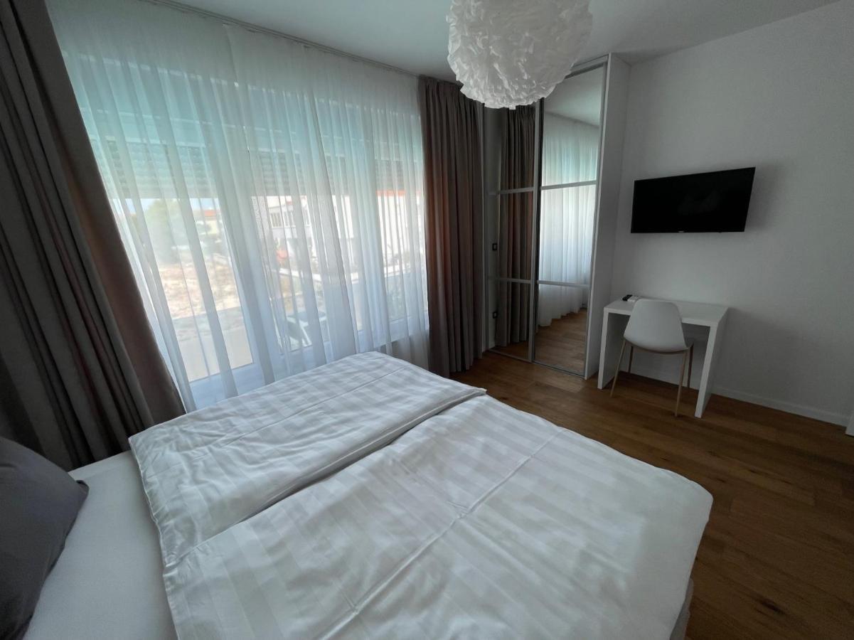 Villa Dea - Dein Rueckzugsort Am Mit Beheiztem Pool Vrsi